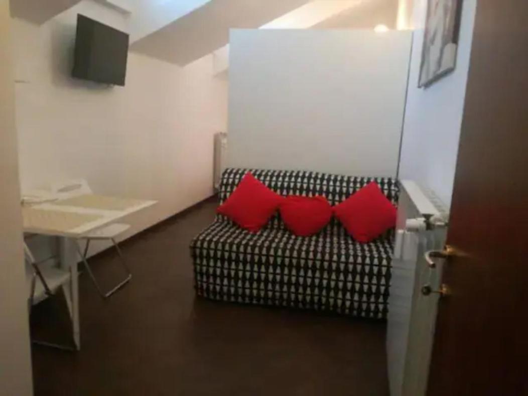 Romantica Mansarda 15 Min Dal Centro - Lome 844 Milan Bagian luar foto
